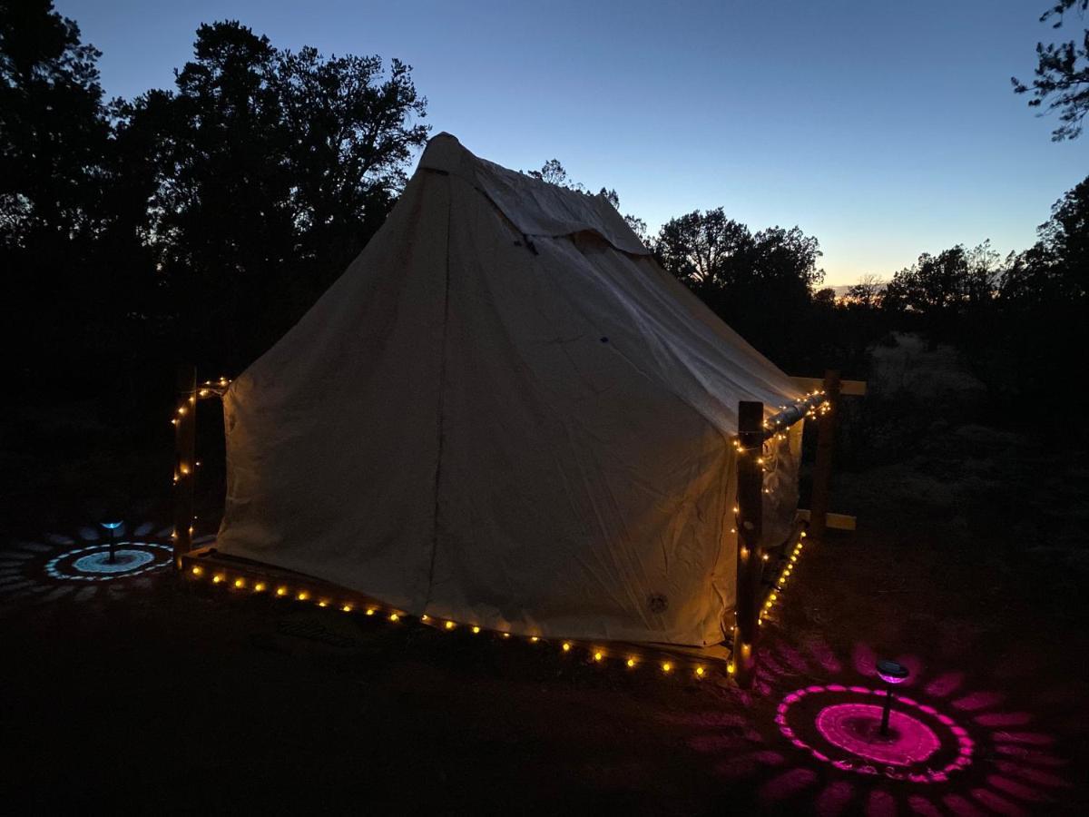 The Kaya Glamping Tent By The Grand Canyon ヴァジェ エクステリア 写真